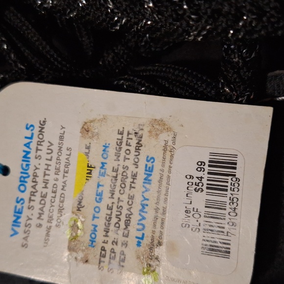 Sandals - Picture 3 of 3